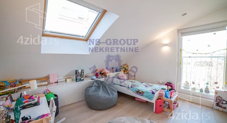 Petosoban stan | 4zida