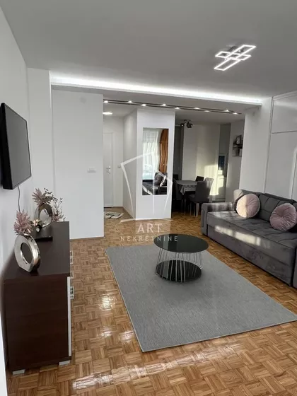 Bulevar Milutina Milankovića | 4zida.rs