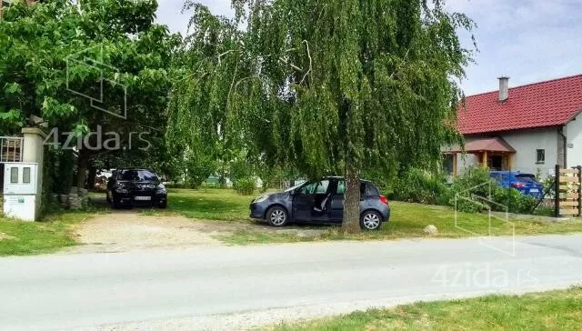 Građevinsko zemljište | 4zida