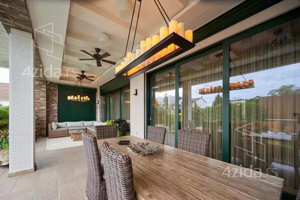 4-etažna kuća | 4zida