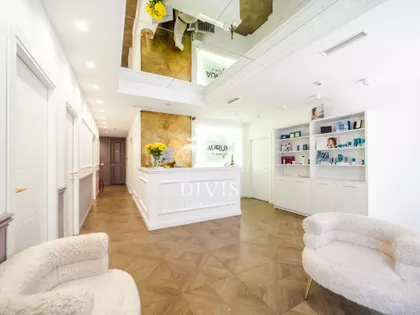 Strahinjića Bana bb | 4zida.rs