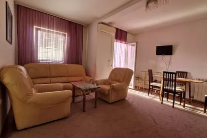 Lole Ribara | 4zida.rs