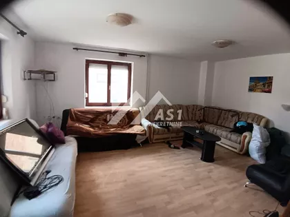 Slavonska | 4zida.rs