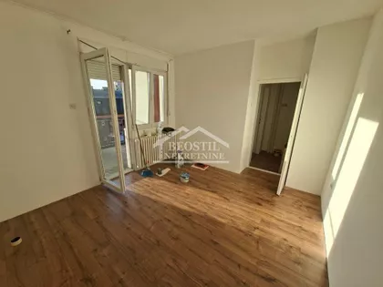 Karađorđeva | 4zida.rs