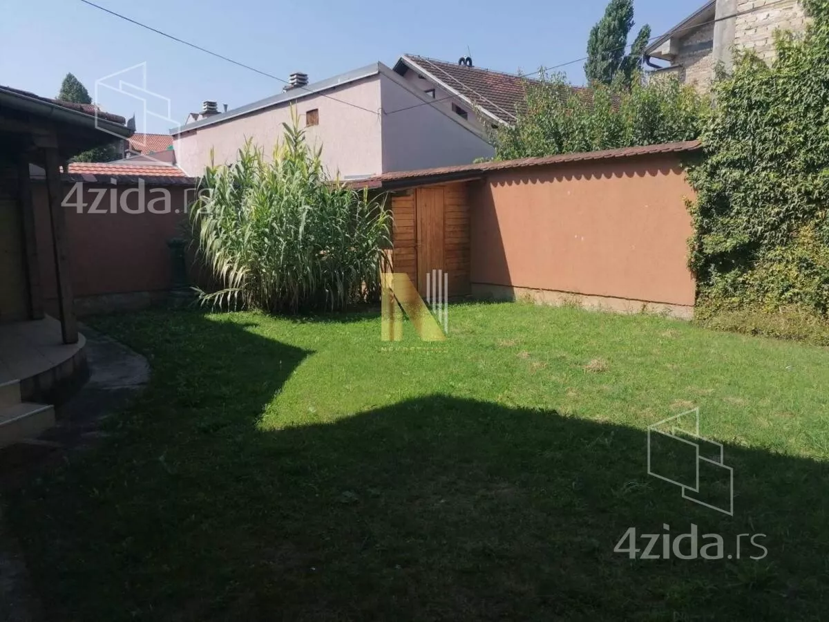 Kuća | 4zida