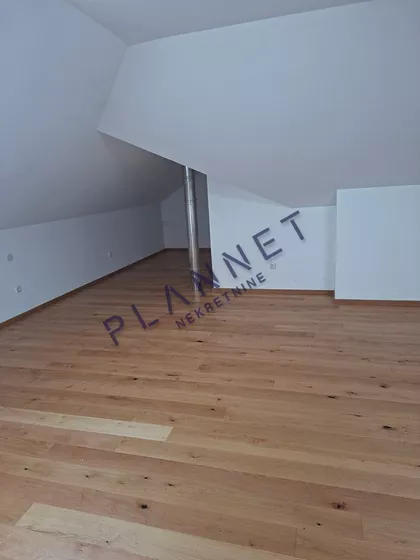 Gradske lokacije | 4zida.rs