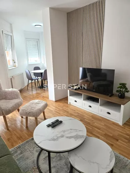 Nedeljka Gvozdenovića | 4zida.rs