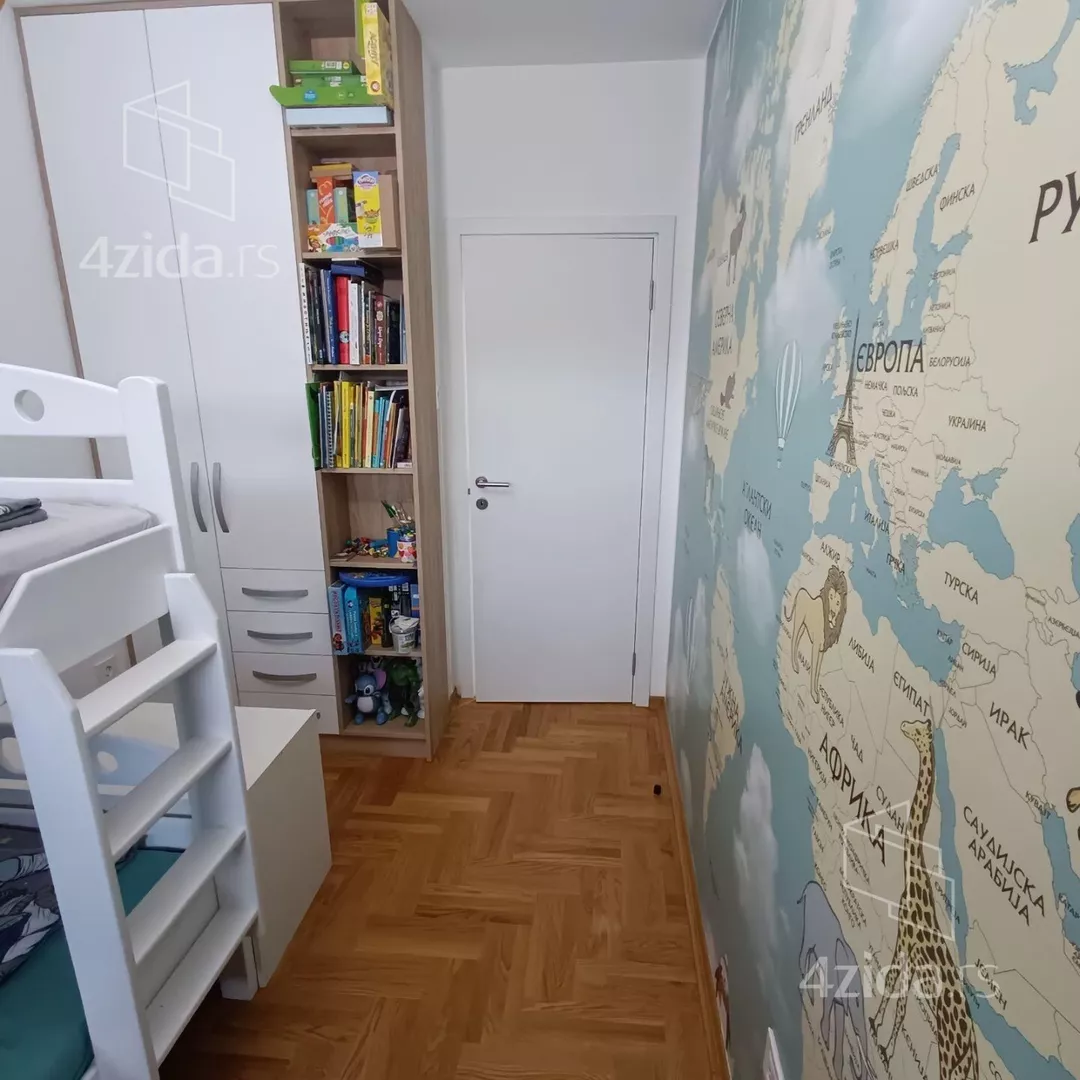 Četvorosoban stan | 4zida