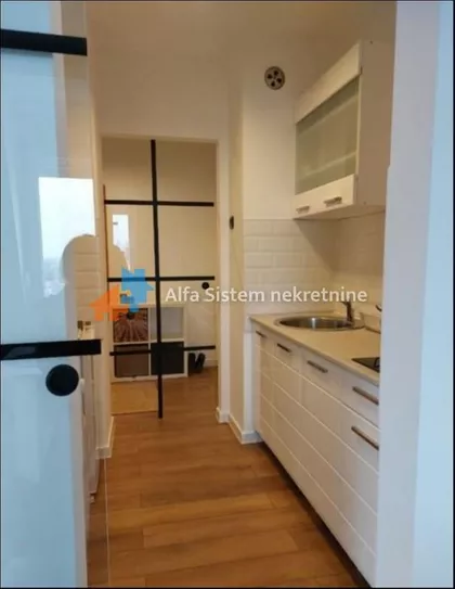 Crveni Krst Vračar | 4zida.rs