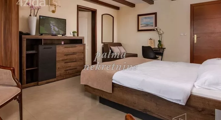 Ugostiteljski objekat | 4zida