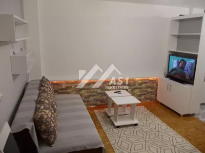 Bulevar Cara Lazara | 4zida.rs