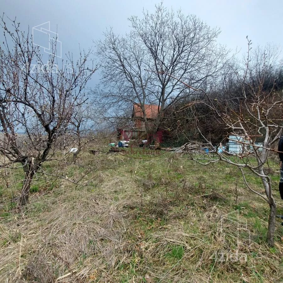 Plac | 4zida