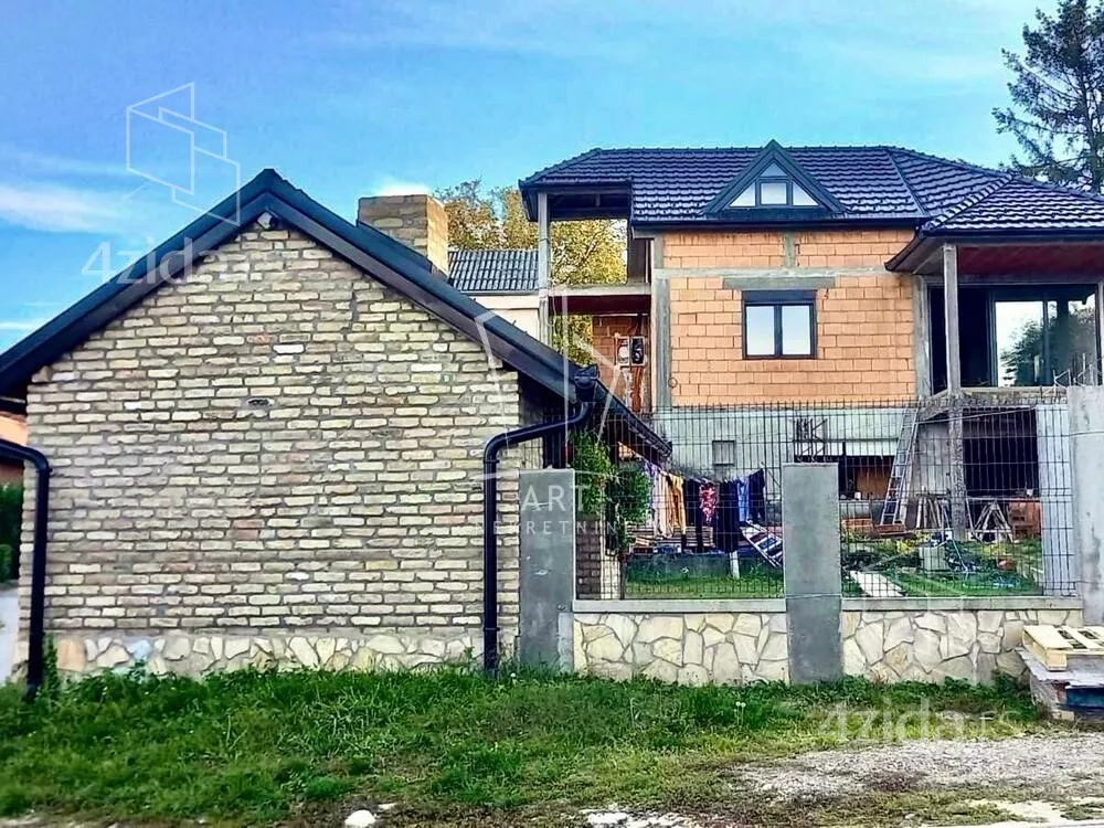 3-etažna kuća | 4zida