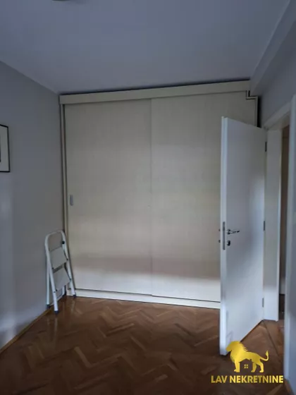 RUMENAČKA | 4zida.rs