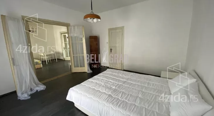 Šestosoban stan | 4zida