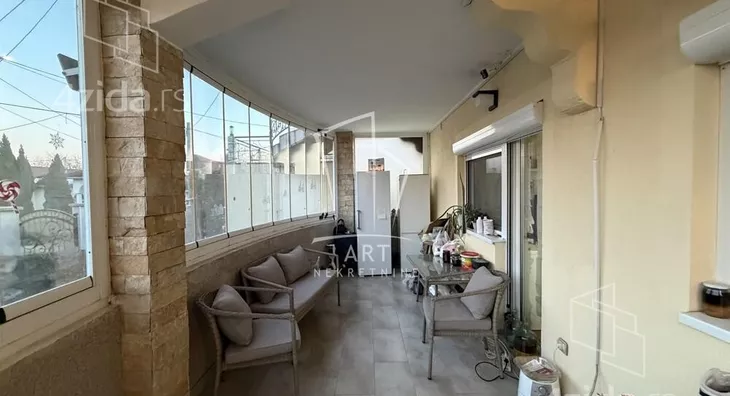 3-etažna kuća | 4zida