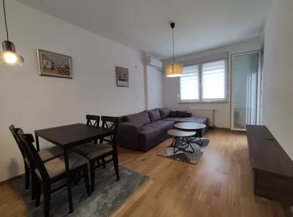 Rumenački Put | 4zida.rs