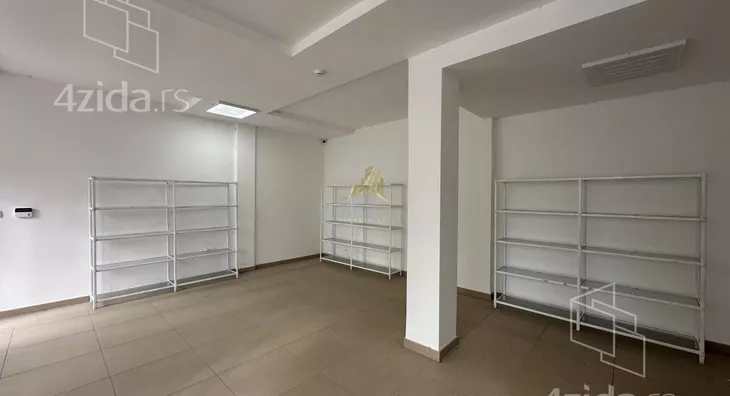 Poslovni prostor | 4zida