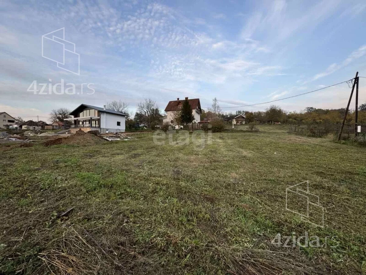 Građevinsko zemljište | 4zida