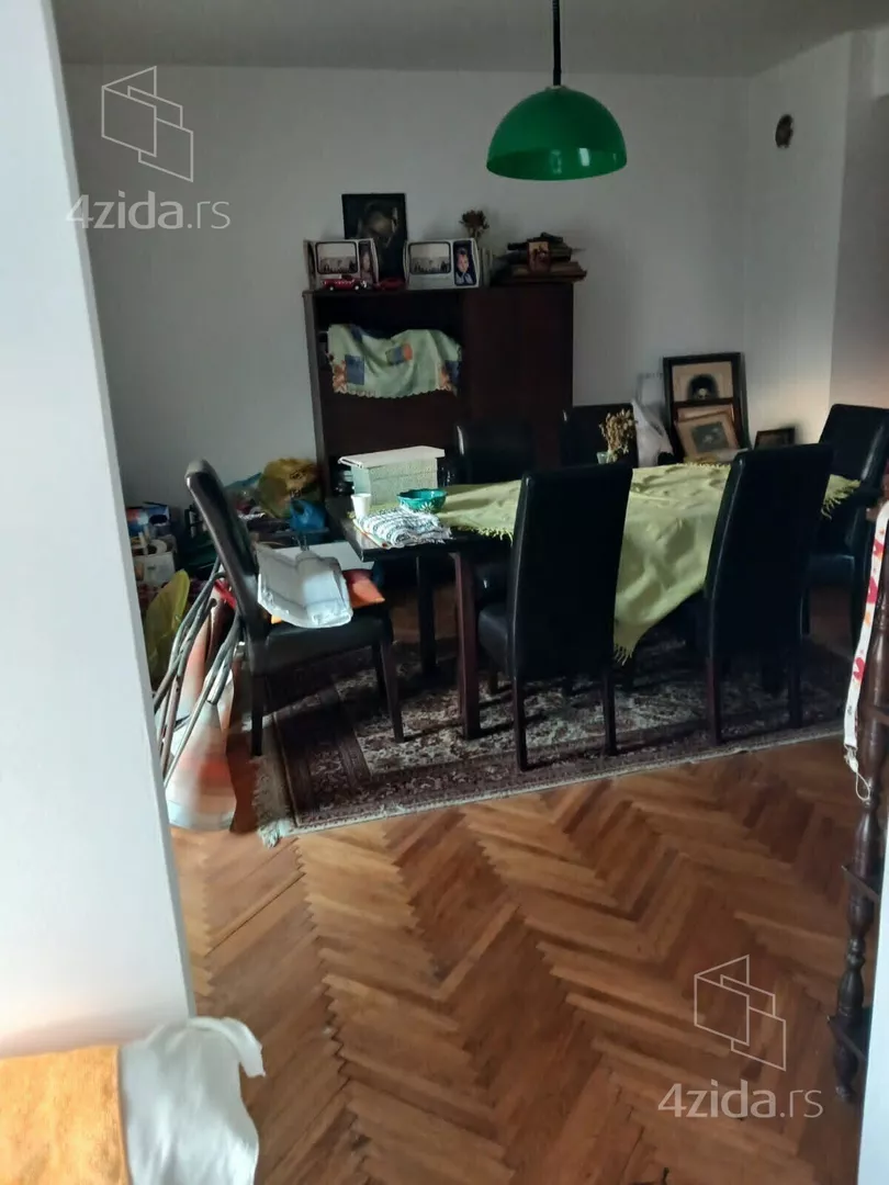 4-etažna kuća | 4zida