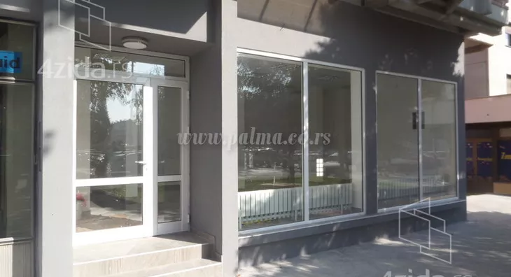 Poslovni prostor | 4zida