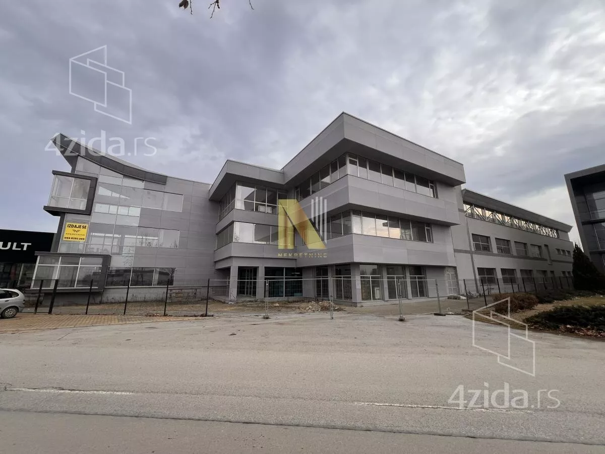 Poslovni prostor | 4zida