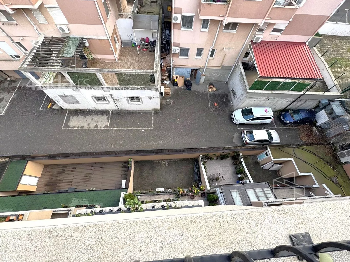 Dvoiposoban stan | 4zida