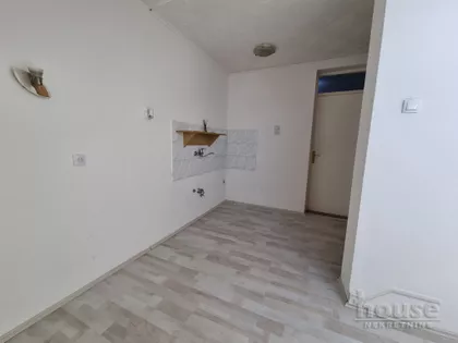 Nova Detelinara | 4zida.rs