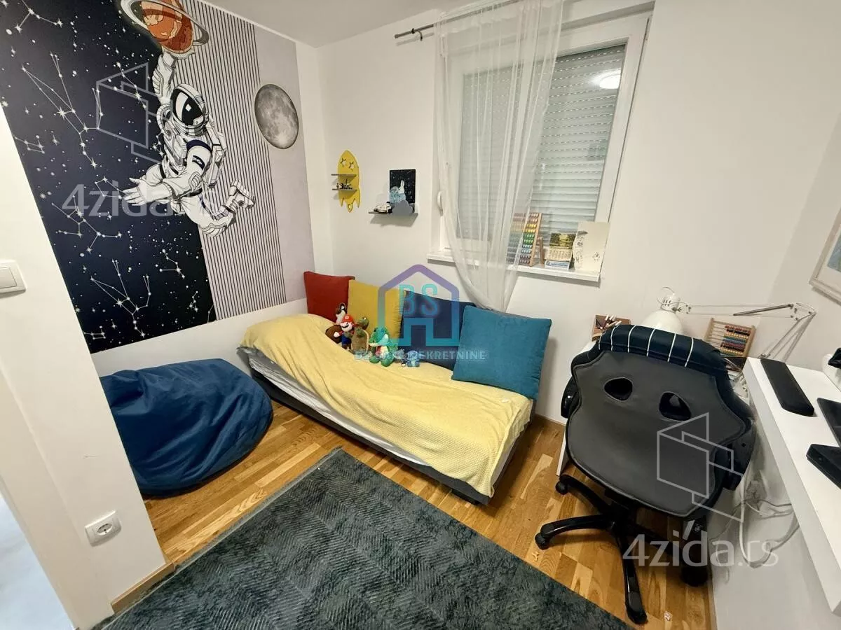 Troiposoban stan | 4zida