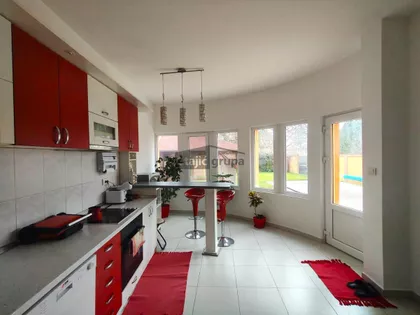 Kneza Mihaila Obrenovića | 4zida.rs