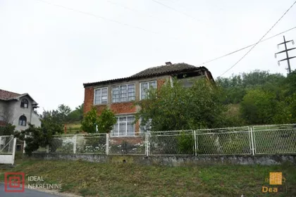 Vrčin | 4zida.rs