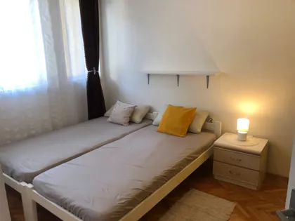 Patrisa Lumumbe 36 | 4zida.rs