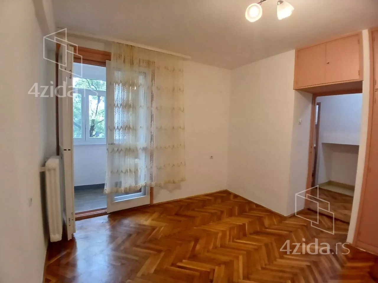 Two-room apartment for rent, Ilije Garašanina 4, 300€, 54m² — photo