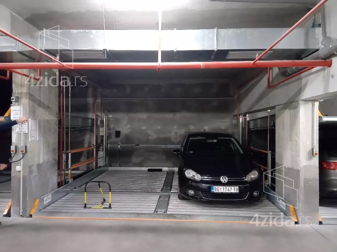 Garaža | 4zida