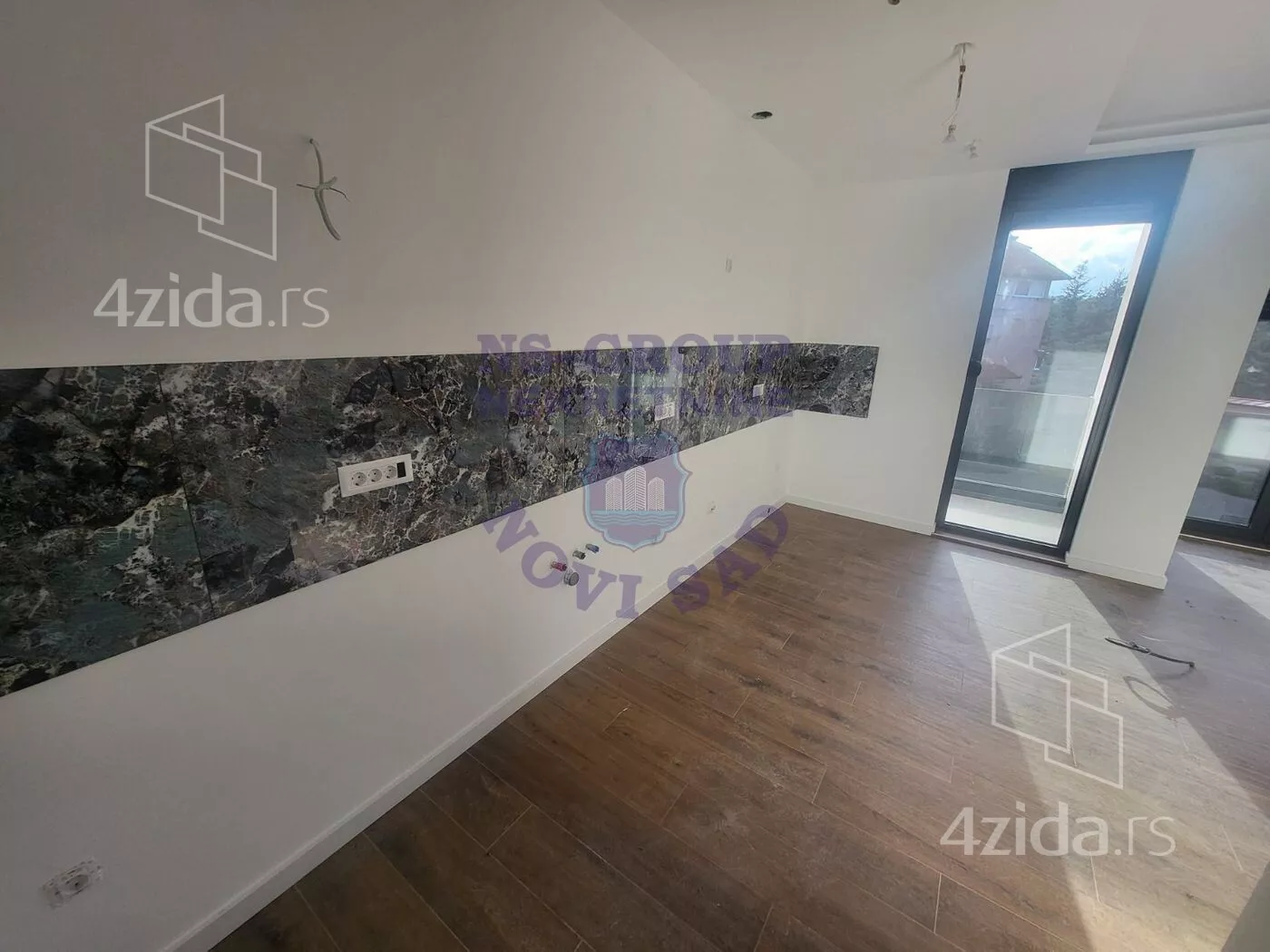 Četvorosoban stan | 4zida