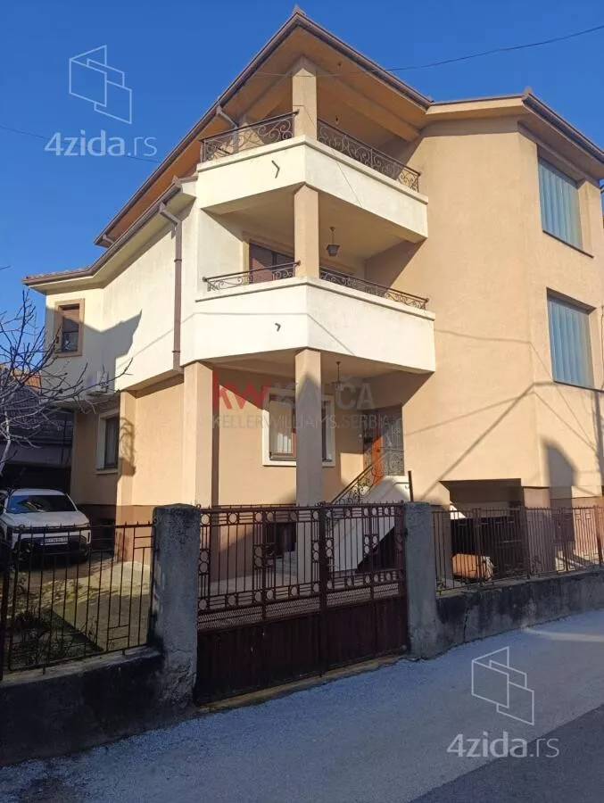 Kuća | 4zida