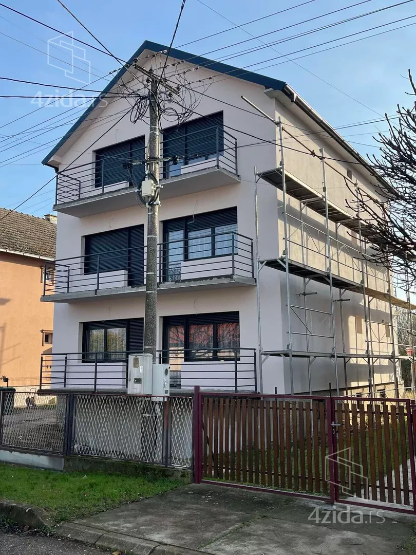 4-etažna kuća | 4zida