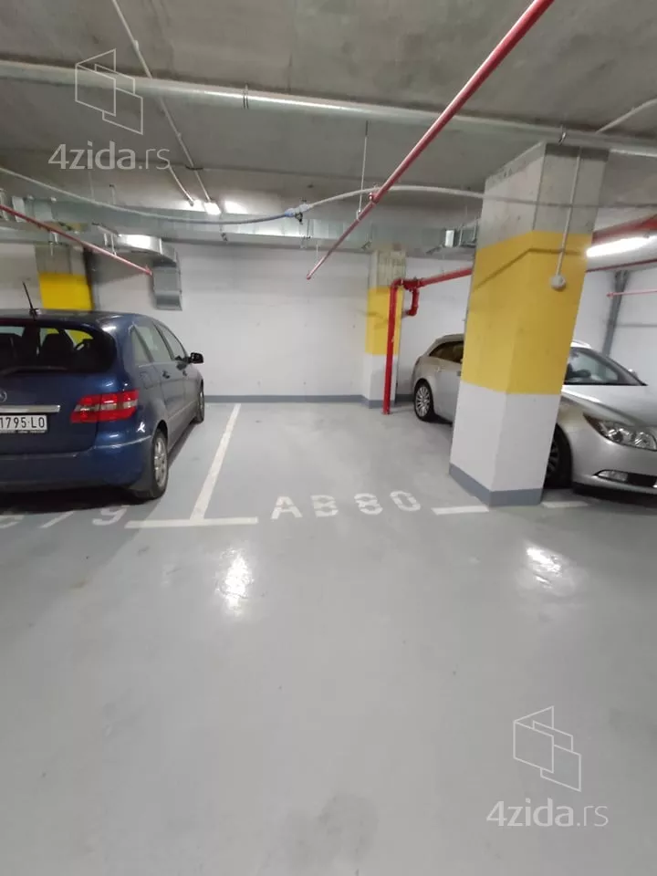 Garaža | 4zida