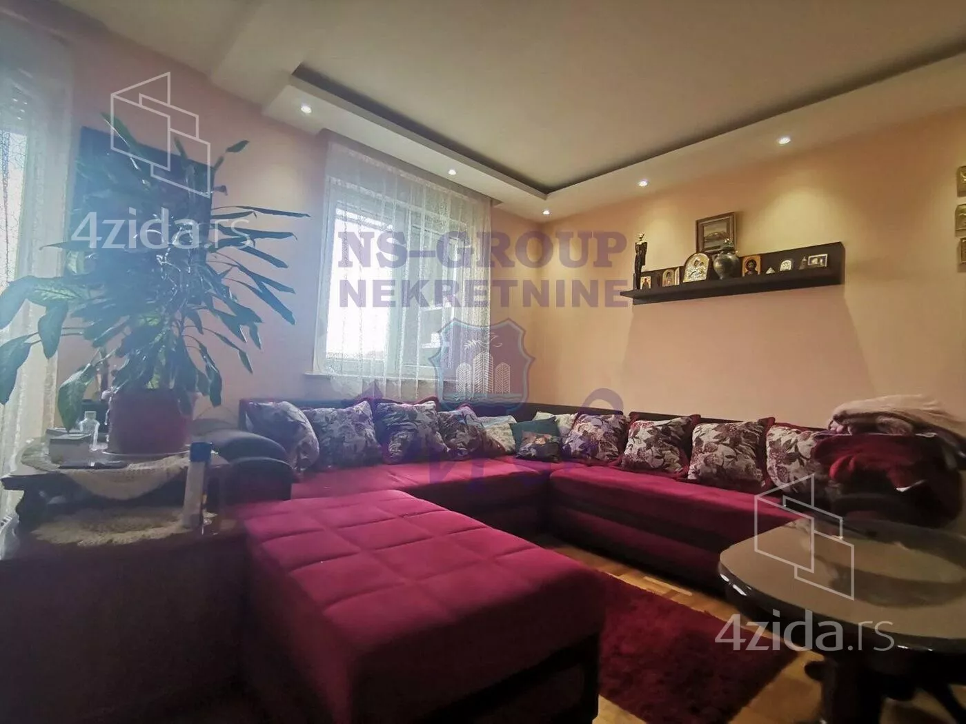 Troiposoban stan | 4zida