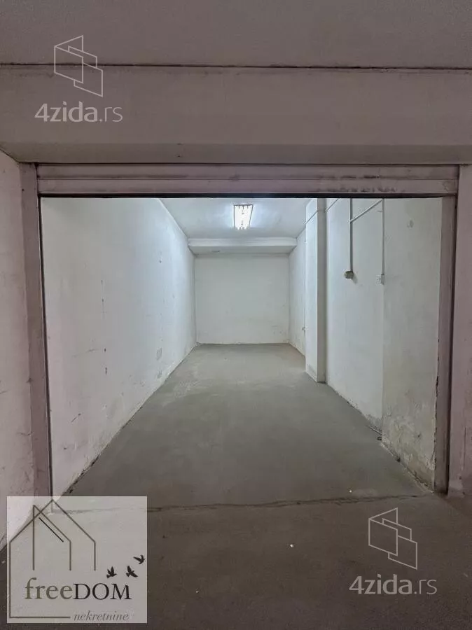 Garaža | 4zida