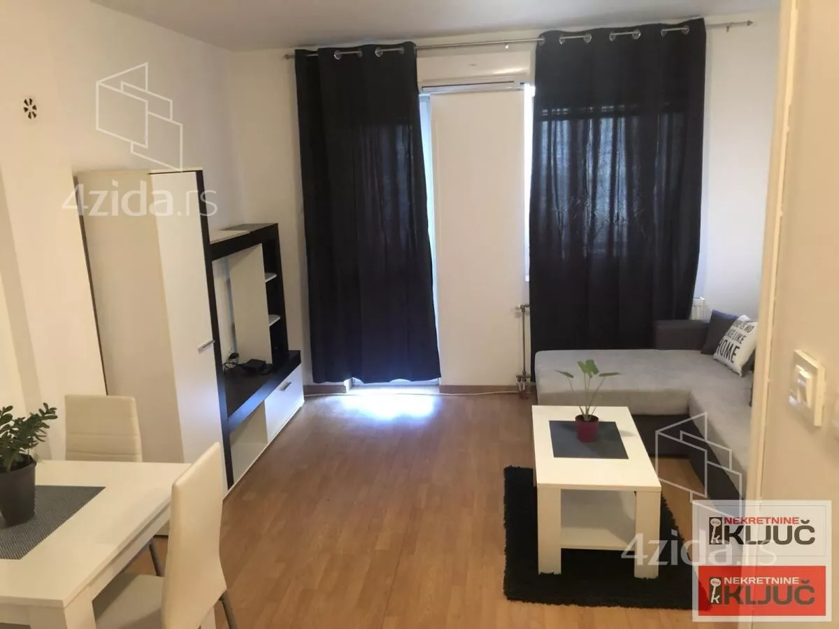 Garsonjera | 4zida