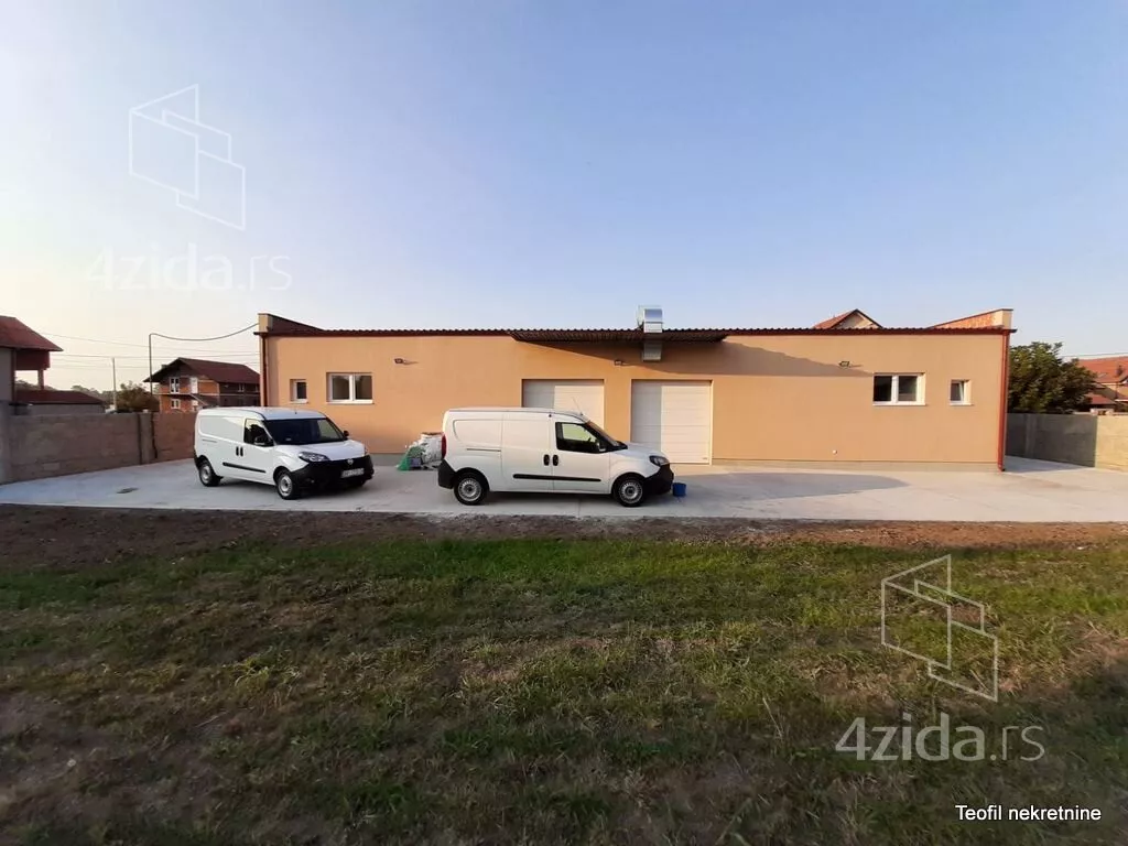 Poslovni prostor | 4zida