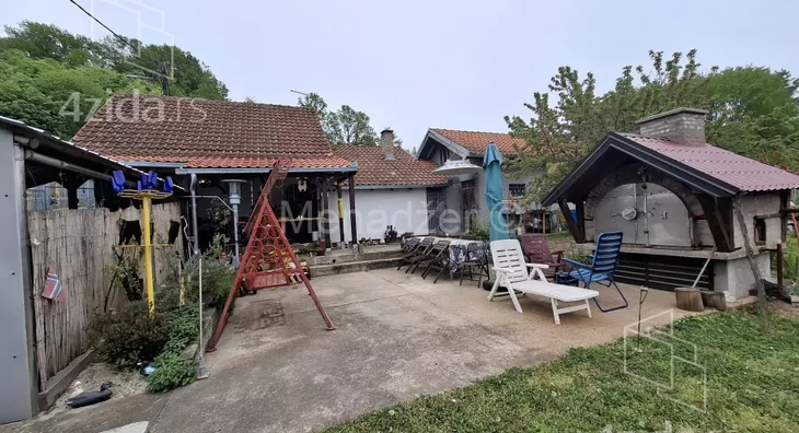 Kuća | 4zida