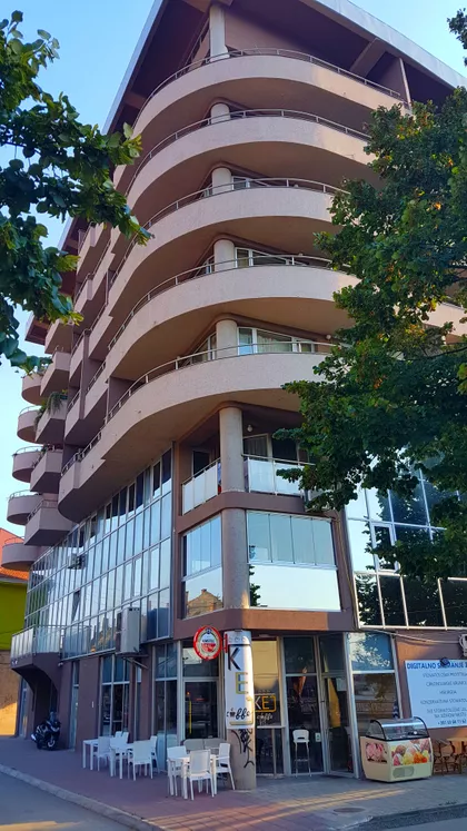 Milorada Veljkovića-Špaje 1 | 4zida.rs