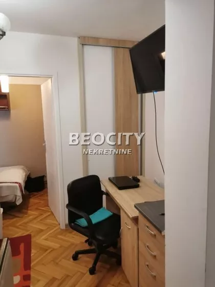 Stevana Momčilovića | 4zida.rs