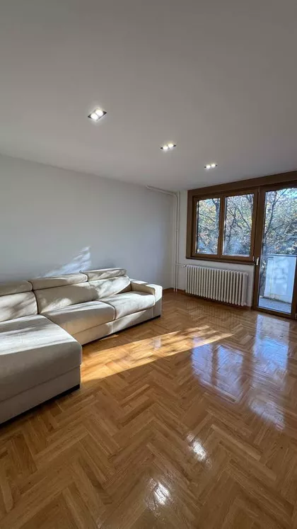 Mala Amerika | 4zida.rs