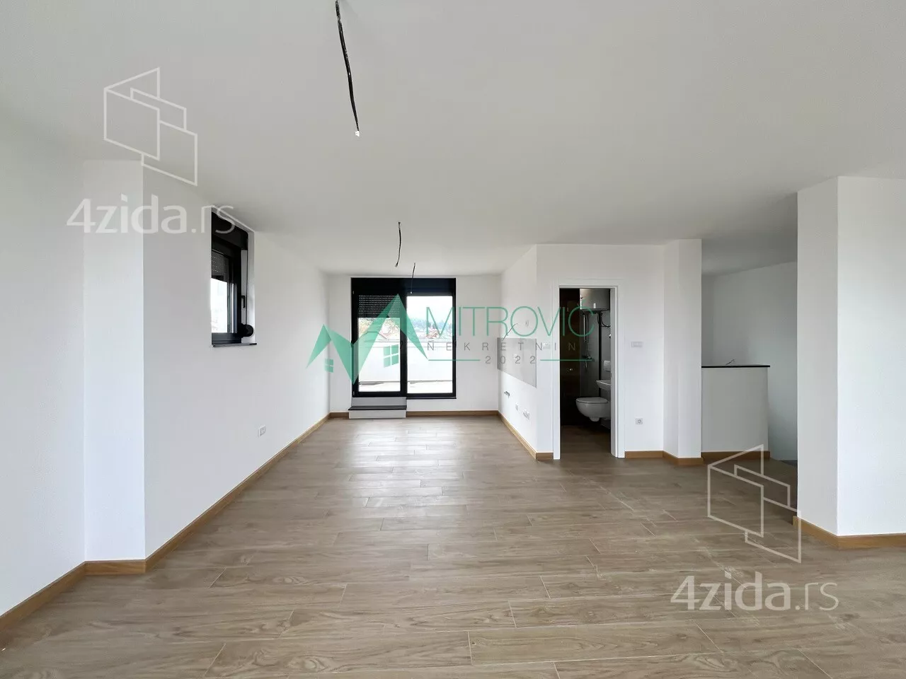 Petosoban stan | 4zida