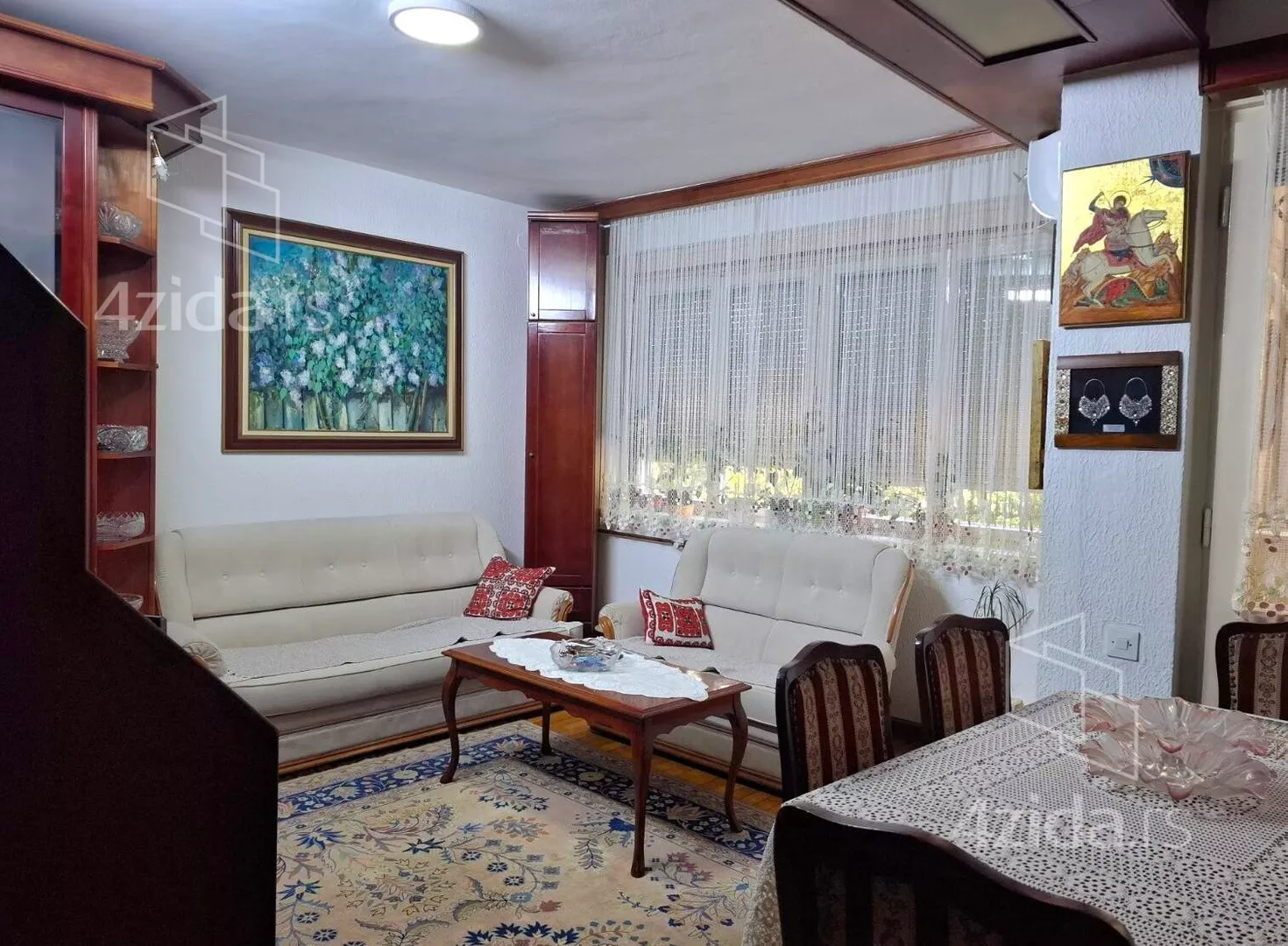 Četvoroiposoban stan | 4zida