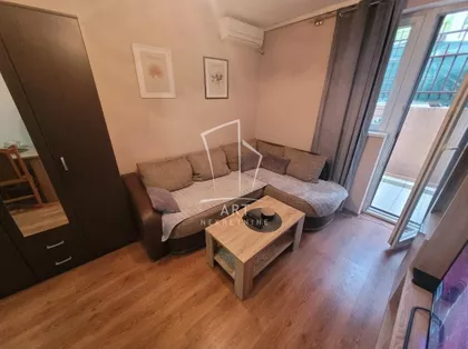 Kačićeva | 4zida.rs