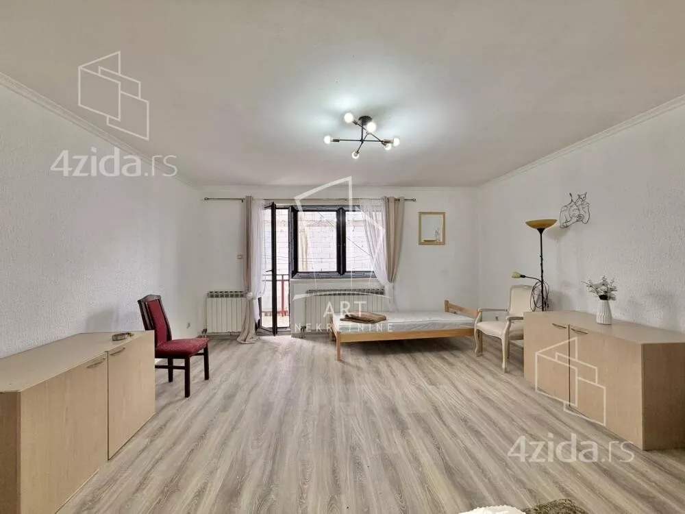 4-etažna kuća | 4zida